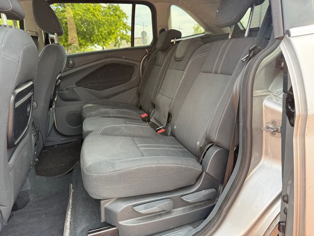 Ford Grand C-MAX 1.6 TDCI 115 CV 5 PUERTAS