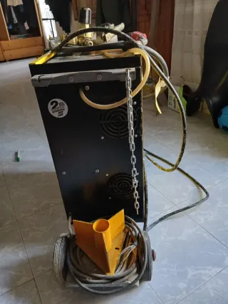 Soldadora ESAB Power Compact 250