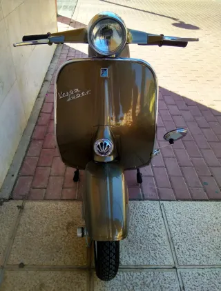 Vespa Super 75cc