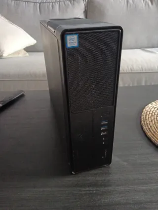 PC Intel i3 8a Gen 16GB RAM 240GB SSD