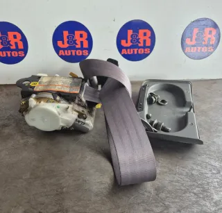 Cinturón Seguridad y Tapa Guantera Gris