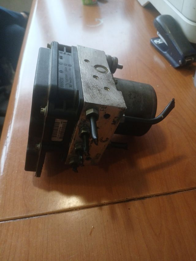 Módulo ABS Nissan Qashqai 2.0 2009