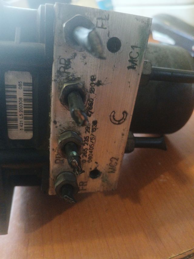 Módulo ABS Nissan Qashqai 2.0 2009