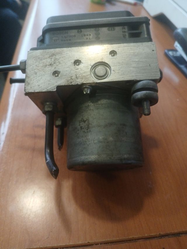 Módulo ABS Nissan Qashqai 2.0 2009