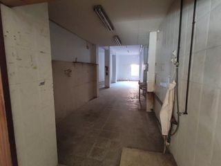 Local comercial en venta en Plaça Catalunya en Prat de Llobregat, El