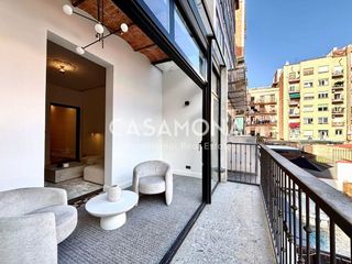 Piso en venta en Sant Antoni en Barcelona