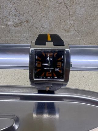 Reloj Lotus Negro y Plateado