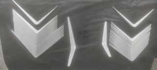 Escuadras para estanterías (blancas)30,35,40