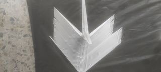 Escuadras para estanterías (blancas)30,35,40