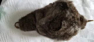 Gorro de pelo largo con orejeras