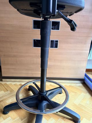 Silla de oficina regulable en altura