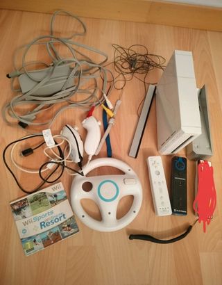 Consola Nintendo Wii con accesorios 