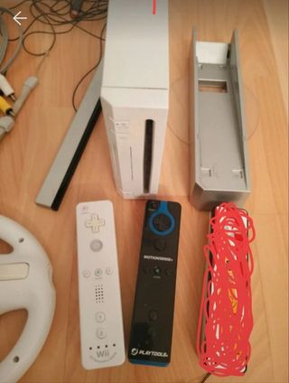 Consola Nintendo Wii con accesorios 