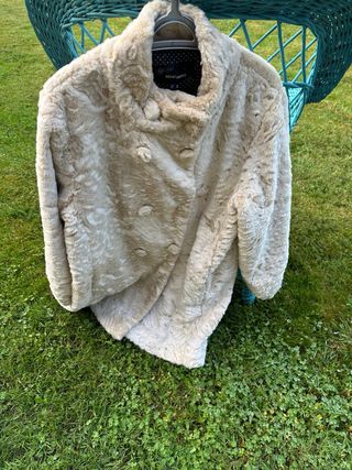 Abrigo pelo tres cuartos T.46