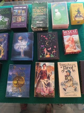 Lote Cartas Tarot y Oráculo.Se admiten ofertas    