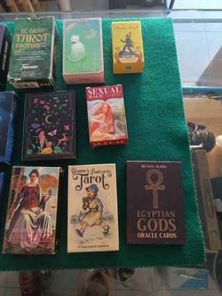 Lote Cartas Tarot y Oráculo.Se admiten ofertas    
