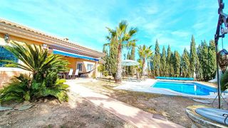 Chalet en venta en Hondón de los Frailes