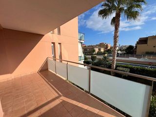 Piso en venta en Pla de Sant Pere-Les Salines en Cubelles