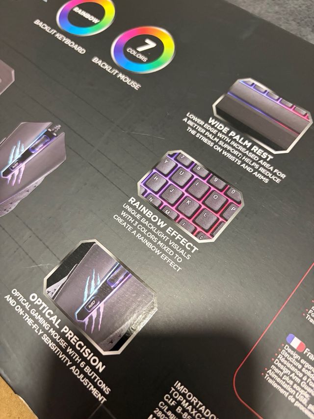 Tastiera e mouse da gioco Xtrike Me RGB in spagnolo