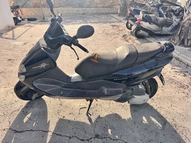 Yamaha Majesty 125 - Despiece