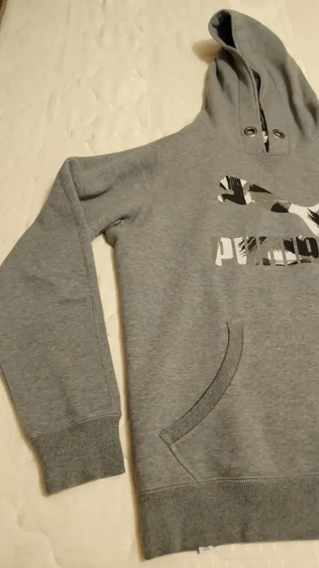 Felpa Puma Grigia con Logo Multicolor