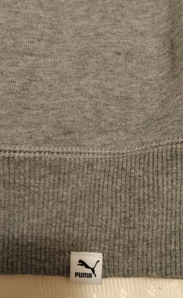 Felpa Puma Grigia con Logo Multicolor