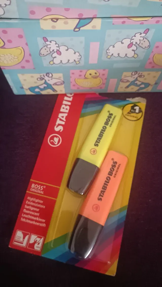 LOTE ESCRITORIO + REGALO 