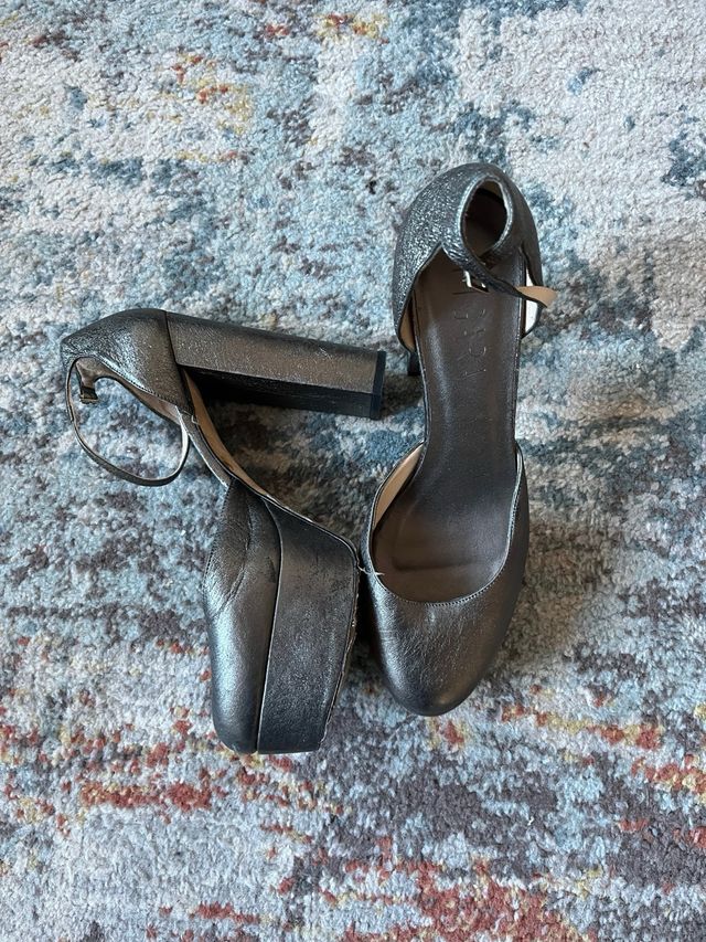 Zapatos de tacón Figara plateados talla 40