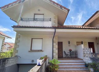 Casa pareada en venta en Arnuero