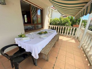 Casa pareada en venta en Arnuero