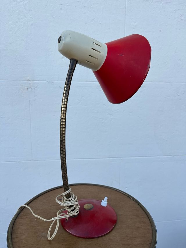 Lámpara de mesa vintage roja y beige