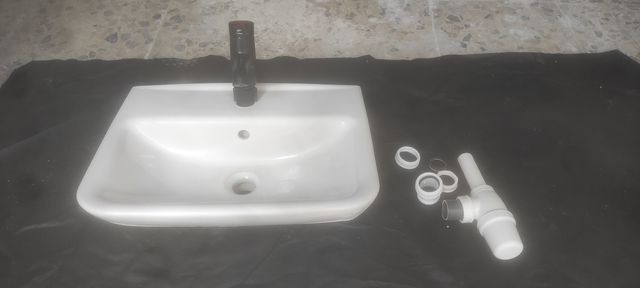 Lavabo baño 50x40 con accesorios