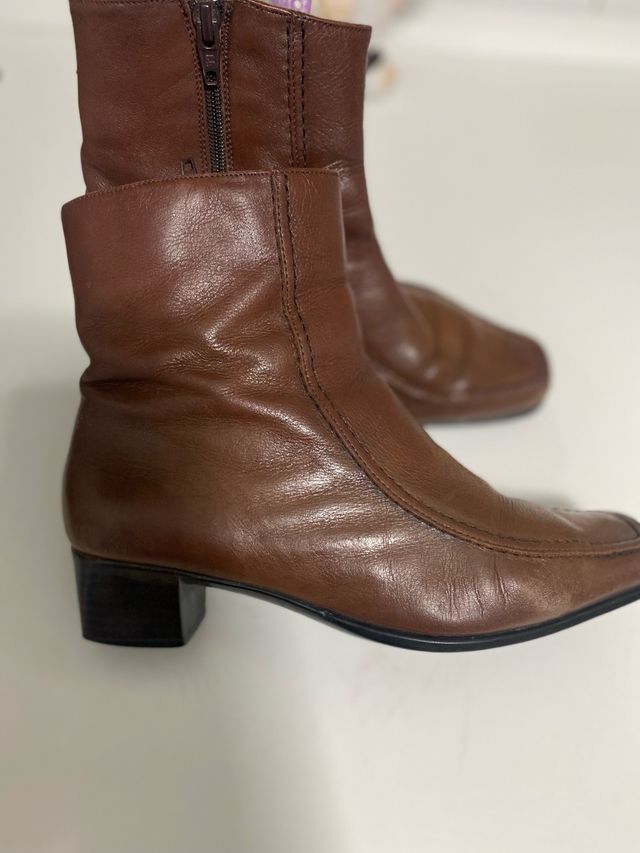 Botines marrones de cuero