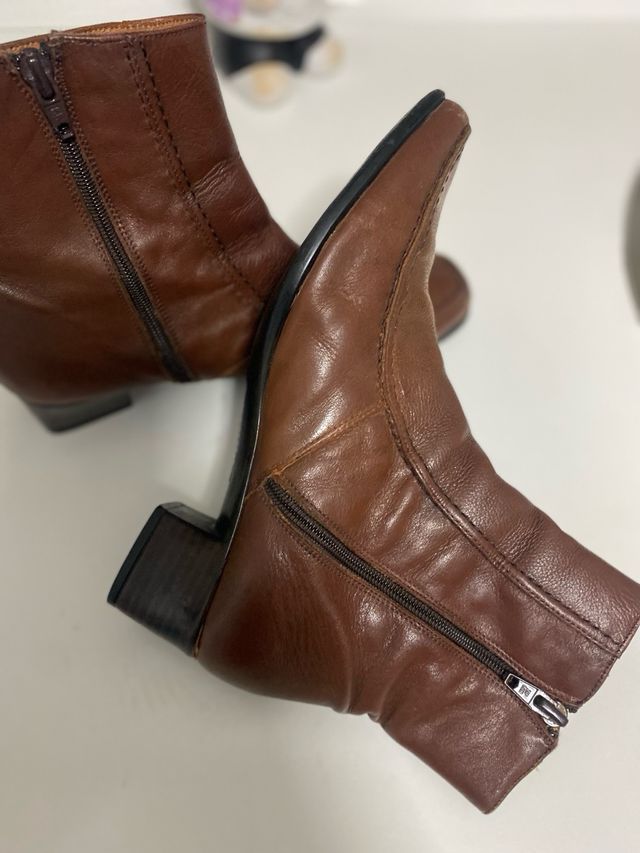 Botines marrones de cuero