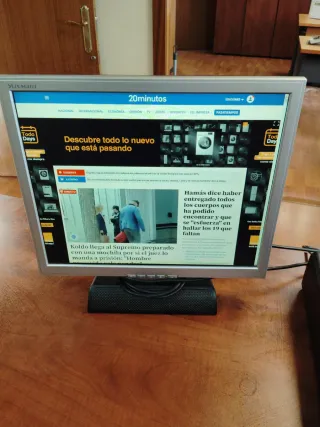 Monitor YUSMART Cuadrado Plata