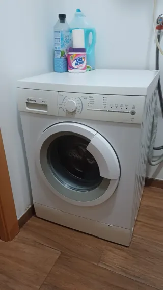 Lavadora Balay + Detergente