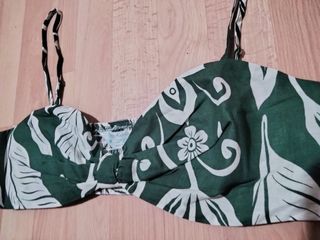 Top Primark verde y blanco Talla M