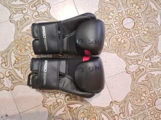 Guantes de boxeo outshock advance 