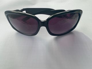 Gafas de sol mujer negras y moradas