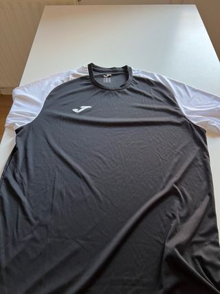 Camiseta Joma Negra y Blanca Talla XXL 