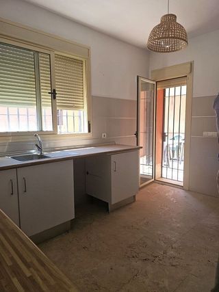 Casa pareada en venta en Sanlúcar la Mayor