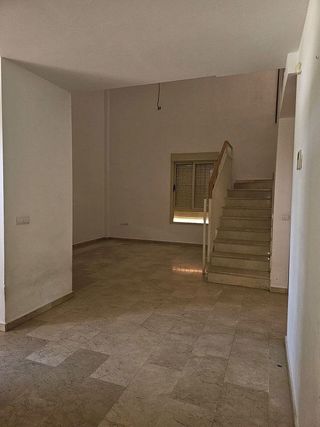 Casa pareada en venta en Sanlúcar la Mayor