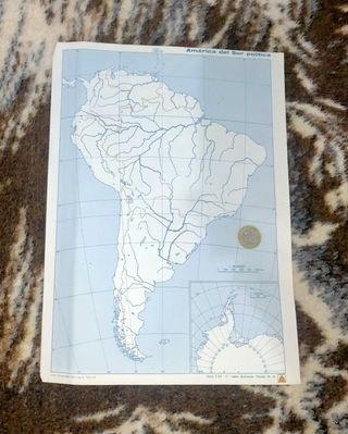 Lote de antiguos mapas del colegio. Ver.