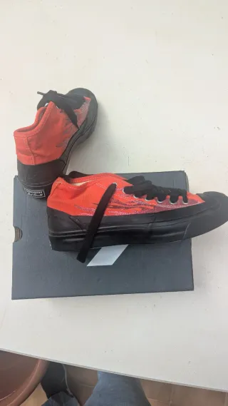 Zapatillas Converse Talla 44 Rojas y Negras