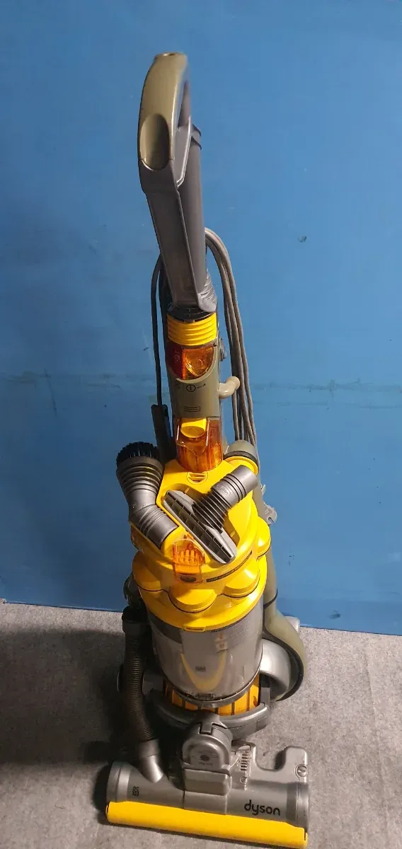 Aspirapolvere Dyson DC15