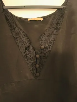 Top negro tirantes anchos talla M