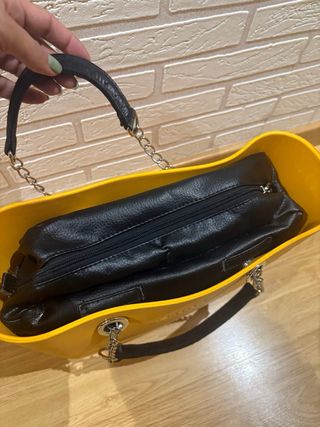Bolso O bag amarillo y negro