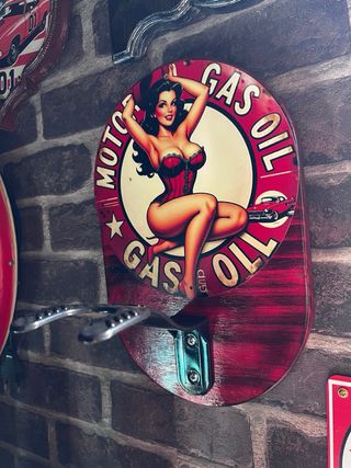 Colgador Casco Moto Pin-up