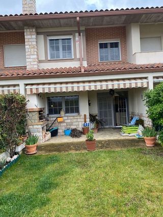 Casa adosada en venta en Cihuri