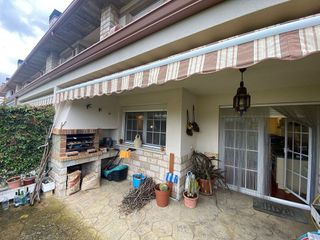 Casa adosada en venta en Cihuri
